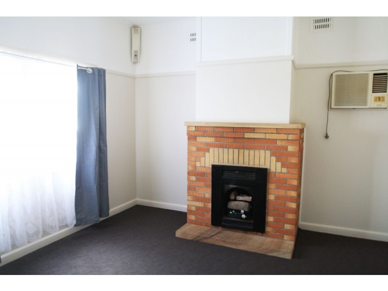 17 Wentworth Street, Telarah NSW 2320