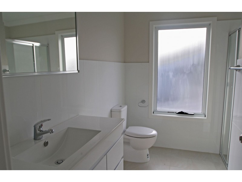 3/51 Warbler Avenue, Aberglasslyn NSW 2320