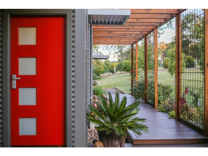 23 Lang Drive, Bolwarra Heights NSW 2320