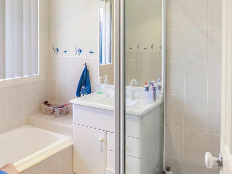 40 Squadron Crescent, Rutherford NSW 2320