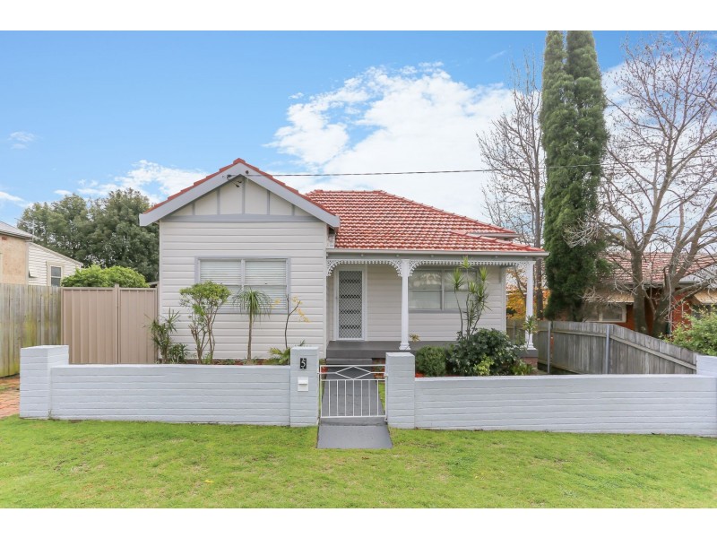 5 William Street, Telarah NSW 2320