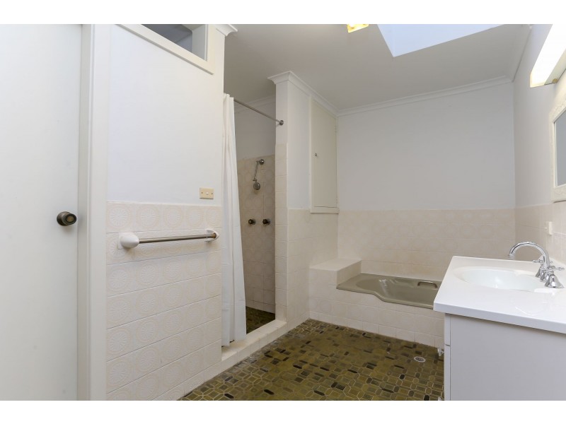 7 Victoria Road, Bolwarra NSW 2320