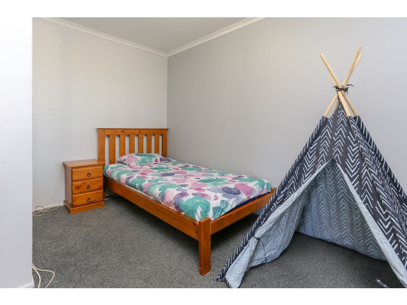 3 Curtin Close, Raymond Terrace NSW 2324