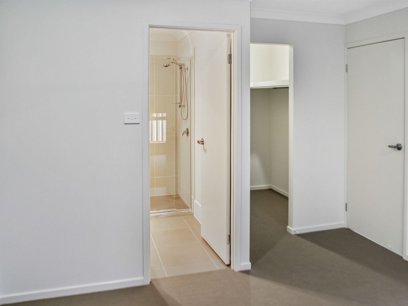 4 (1) Acmena Street, Gillieston Heights NSW 2321