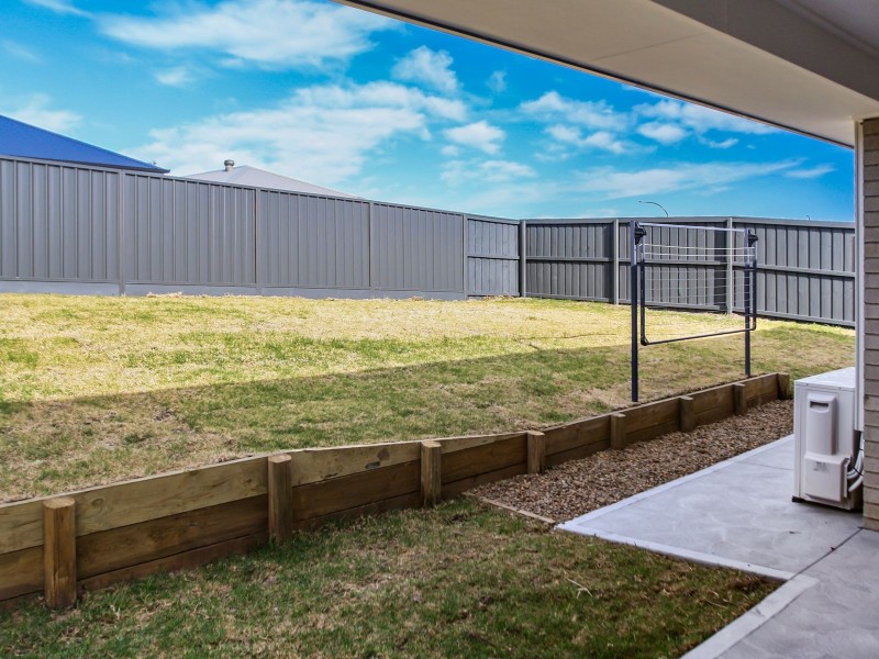 4 (1) Acmena Street, Gillieston Heights NSW 2321