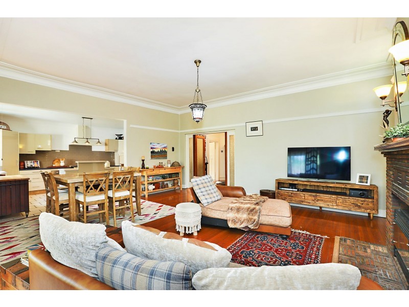 61 New England Highway, Maitland NSW 2320