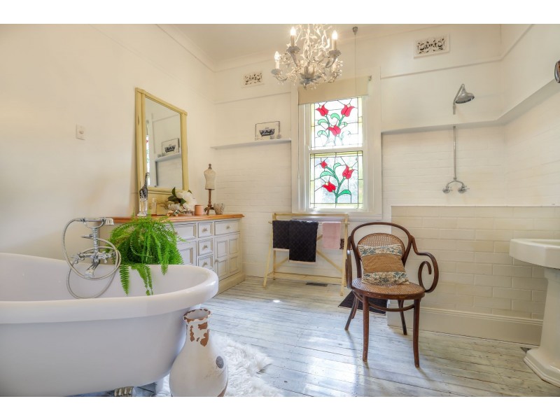 61 New England Highway, Maitland NSW 2320