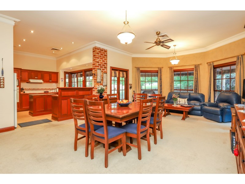 28 Hilldale Drive, Bolwarra Heights NSW 2320