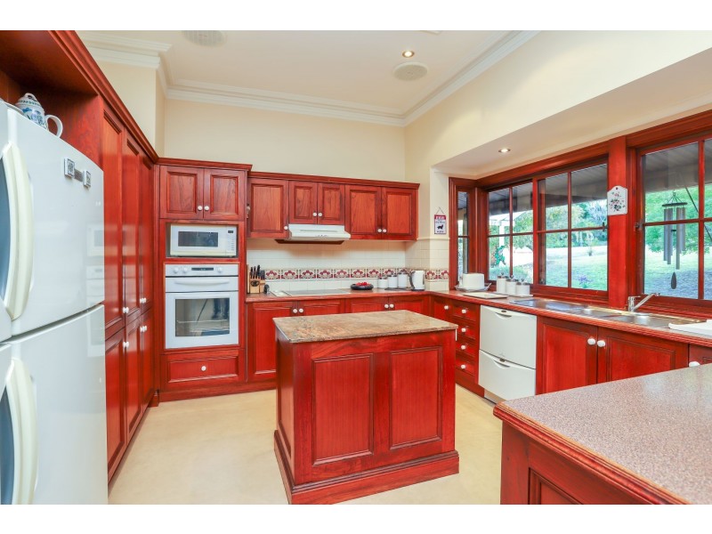 28 Hilldale Drive, Bolwarra Heights NSW 2320