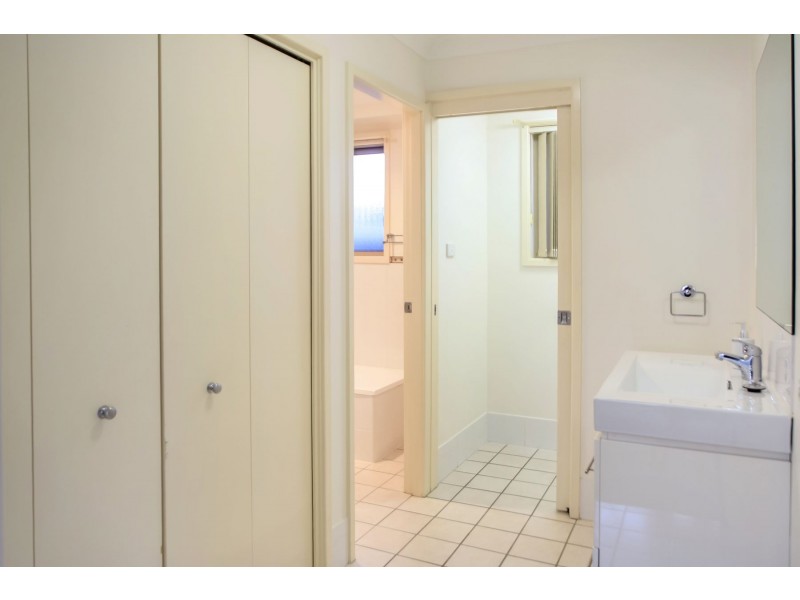 1/61 Gillies Street, Rutherford NSW 2320