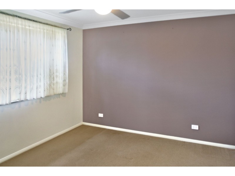 2/45 Carnarvon Circuit, East Maitland NSW 2323