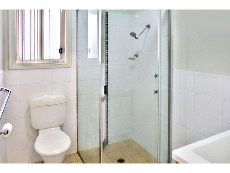 2/45 Carnarvon Circuit, East Maitland NSW 2323