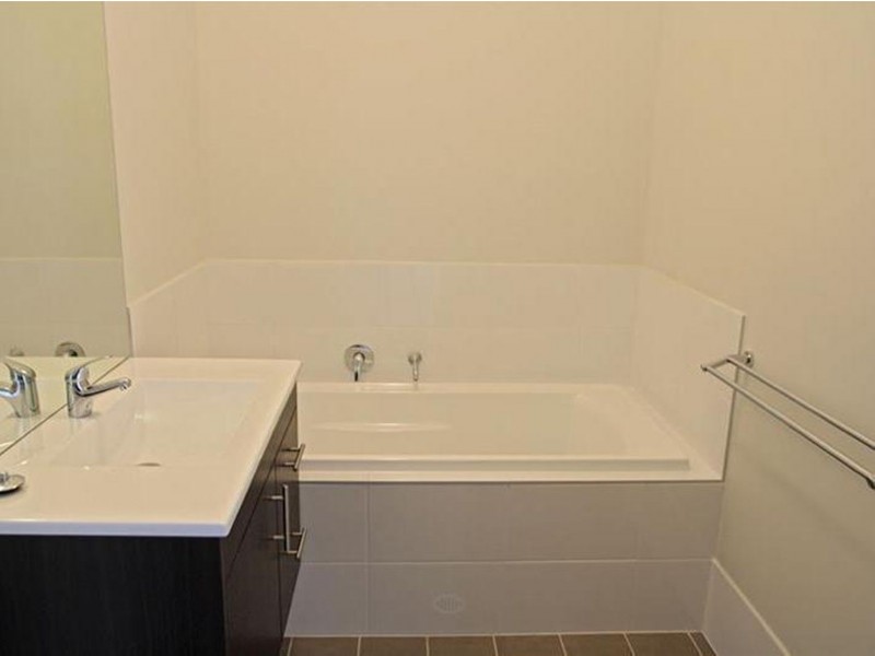 1/34 Grasshawk Drive, Chisholm NSW 2322