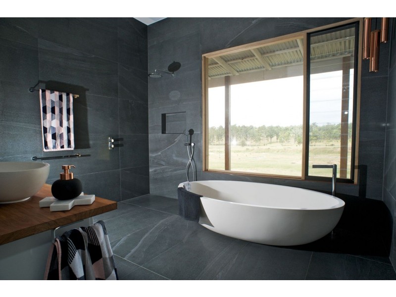 76 James Lane, Bishops Bridge NSW 2326