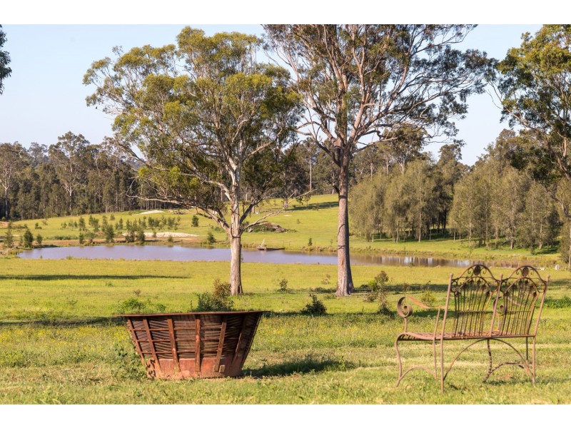 76 James Lane, Bishops Bridge NSW 2326