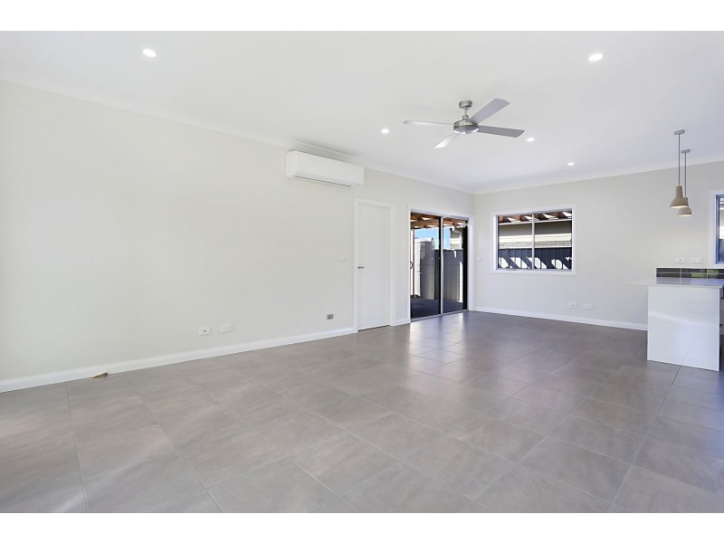 54 McKeachie Drive, Aberglasslyn NSW 2320