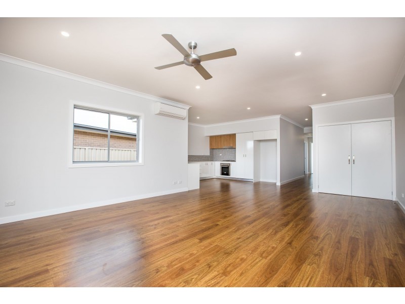 4/31 Waterworks Road, Rutherford NSW 2320