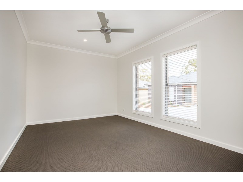 4/31 Waterworks Road, Rutherford NSW 2320