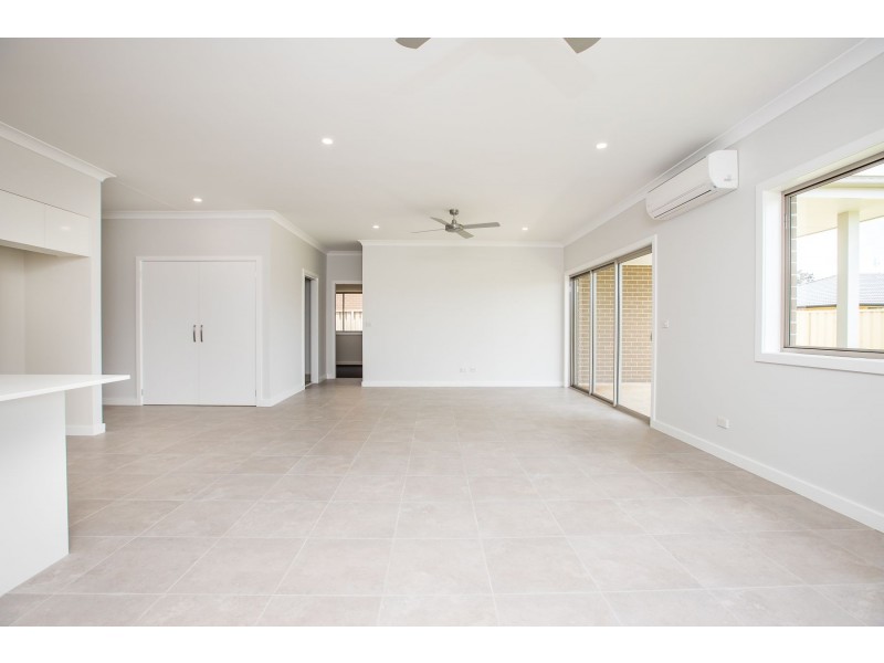 5/31 Waterworks Road, Rutherford NSW 2320