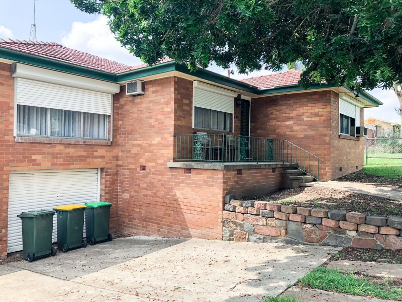105 South Street, Telarah NSW 2320