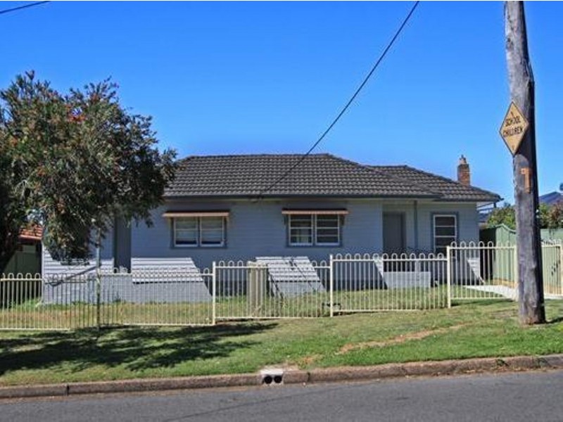 82A Gillies Street, Rutherford NSW 2320