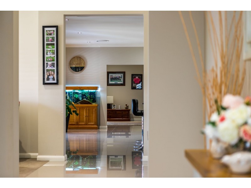 8 Radiant Avenue, Largs NSW 2320