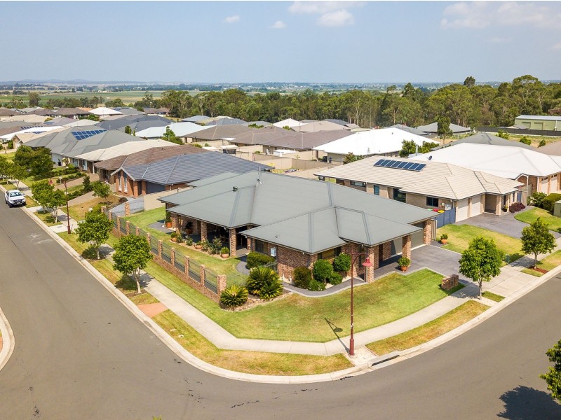 8 Radiant Avenue, Largs NSW 2320