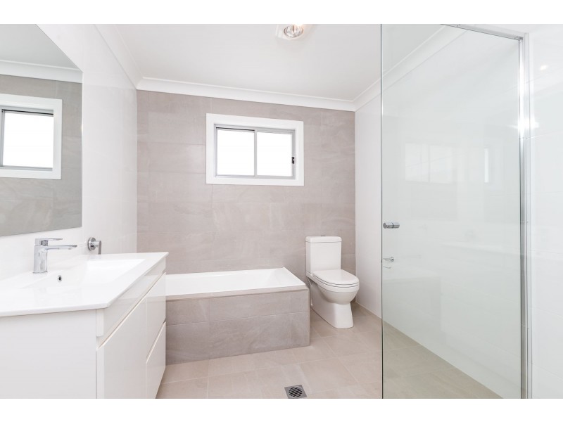 2/31 Waterworks Road, Rutherford NSW 2320