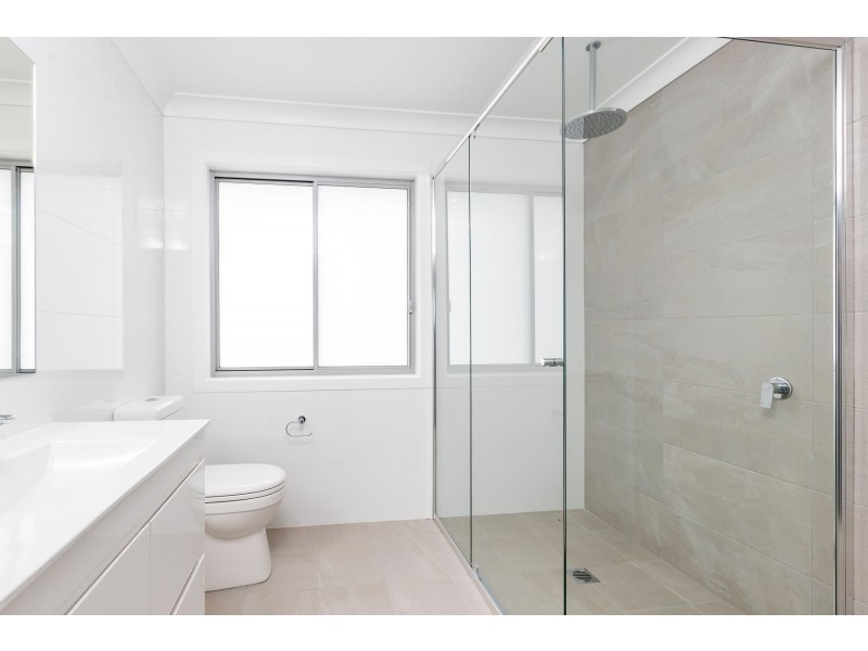 2/31 Waterworks Road, Rutherford NSW 2320