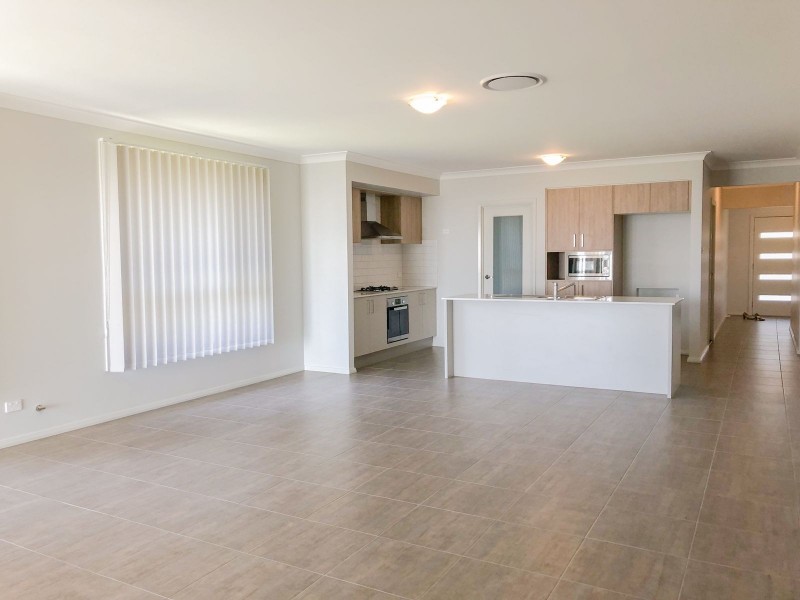 13 Medlar Circuit, Gillieston Heights NSW 2321