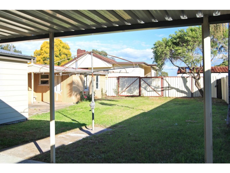 225 New England Highway, Rutherford NSW 2320