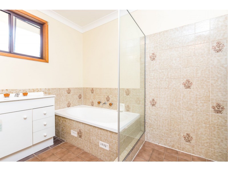 2/54 Dalveen Road, Bolwarra Heights NSW 2320