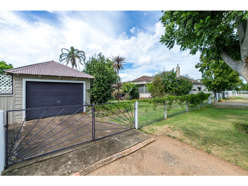 6 Matthew Street, Cessnock NSW 2325