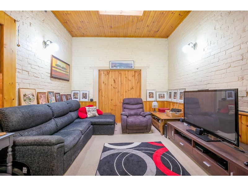 68 George Street, East Maitland NSW 2323