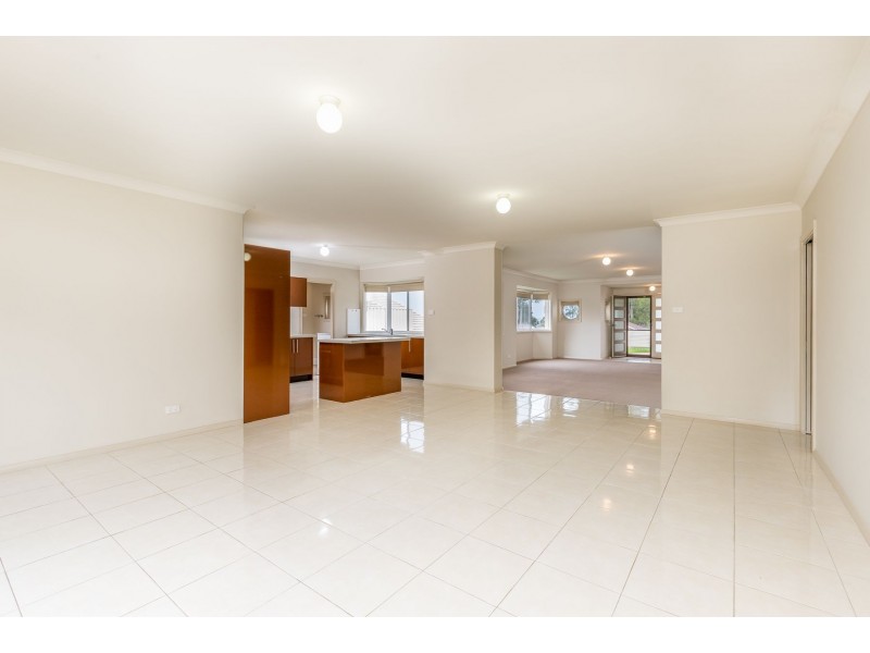 59 BRIGANTINE STREET, Rutherford NSW 2320