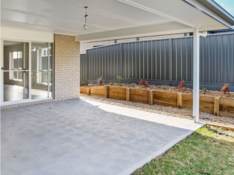 4 (1) Acmena Street, Gillieston Heights NSW 2321