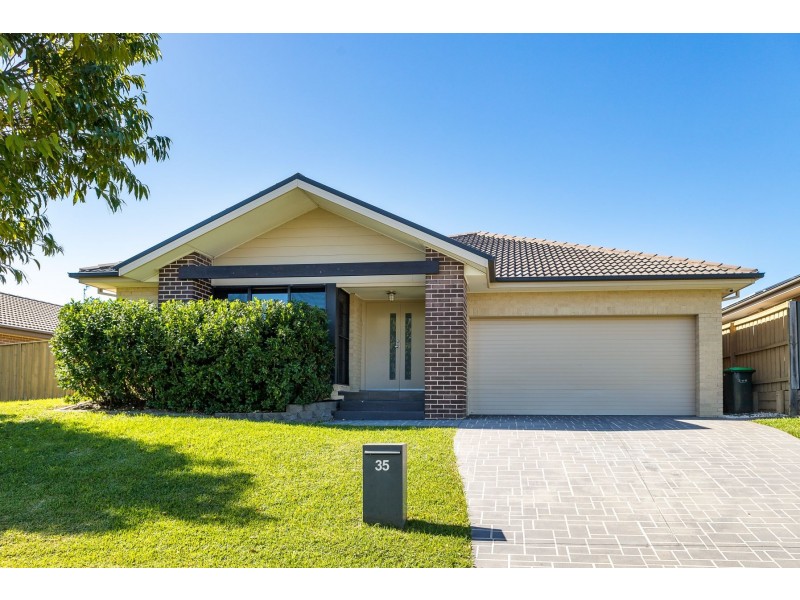 35 Saddlers Drive, Gillieston Heights NSW 2321