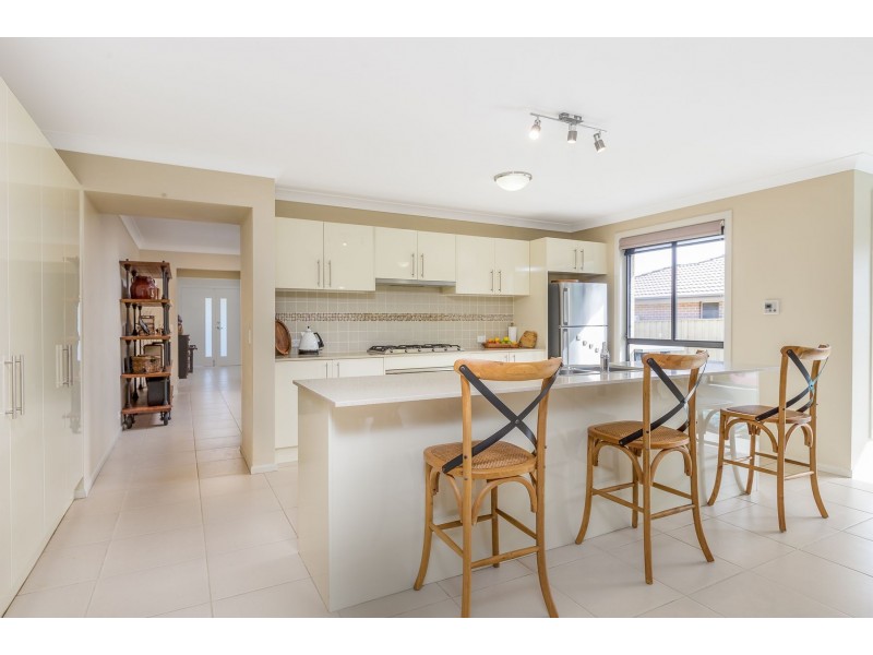 35 Saddlers Drive, Gillieston Heights NSW 2321