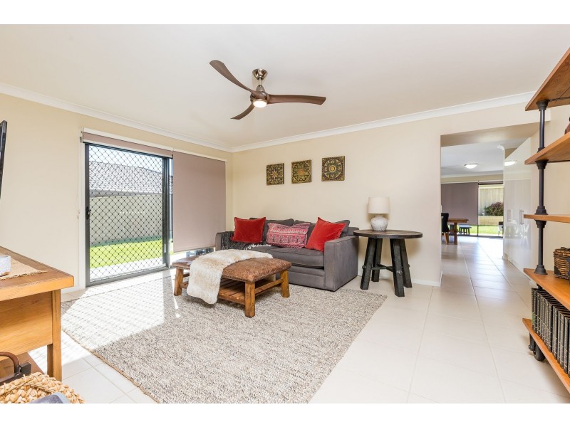 35 Saddlers Drive, Gillieston Heights NSW 2321