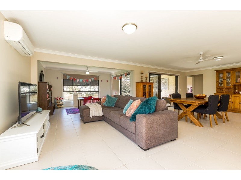 35 Saddlers Drive, Gillieston Heights NSW 2321
