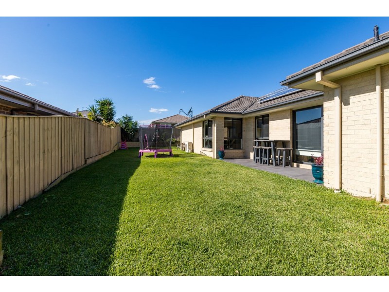 35 Saddlers Drive, Gillieston Heights NSW 2321
