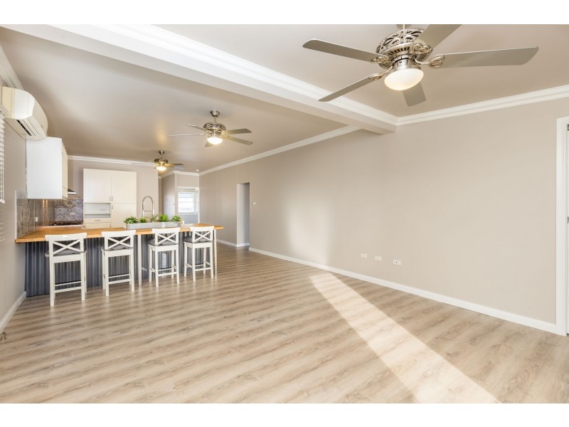 42 South Street, Telarah NSW 2320