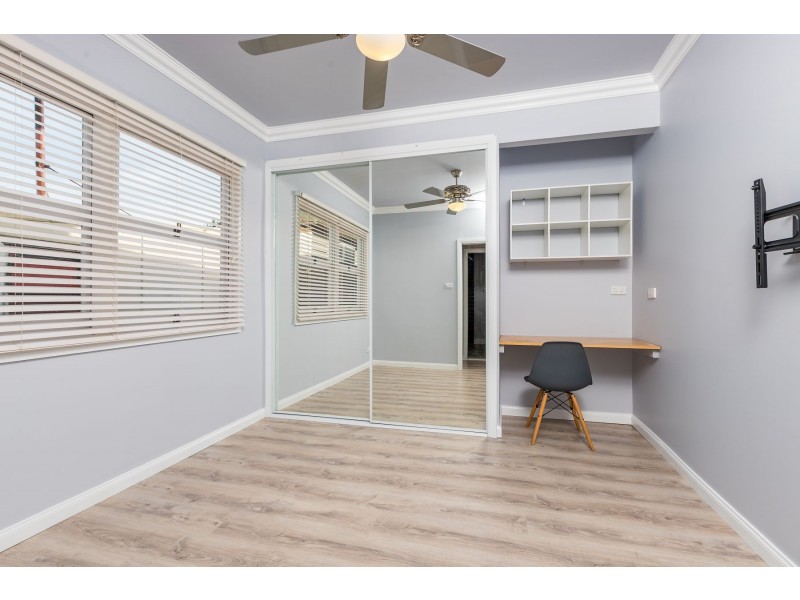 42 South Street, Telarah NSW 2320