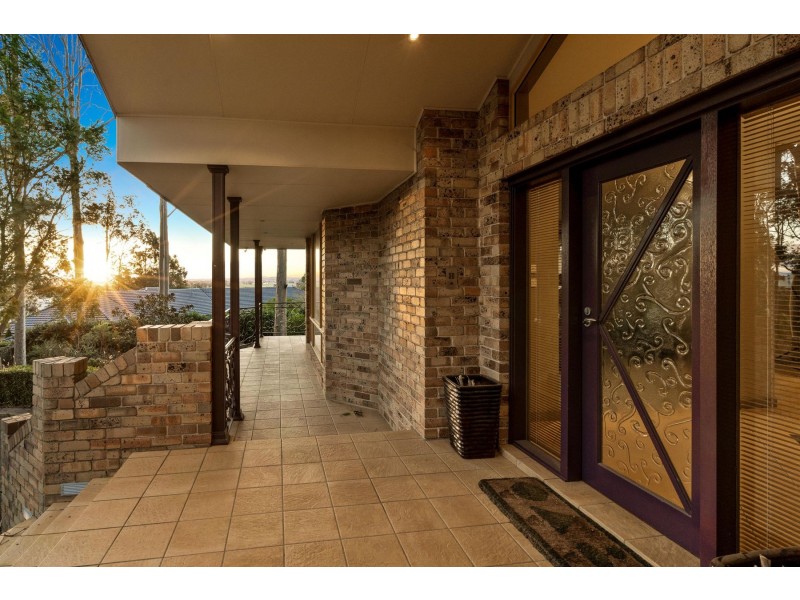 12 Woodrow Way, East Maitland NSW 2323