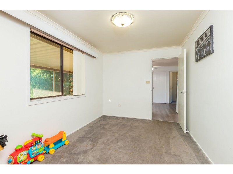 8 Unicomb Close, Rutherford NSW 2320