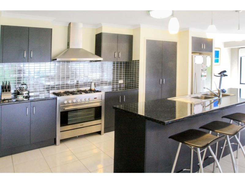 7 Galeff Place, Bolwarra Heights NSW 2320