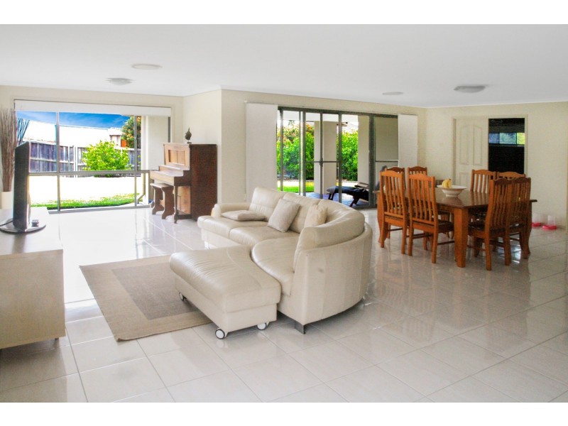 7 Galeff Place, Bolwarra Heights NSW 2320