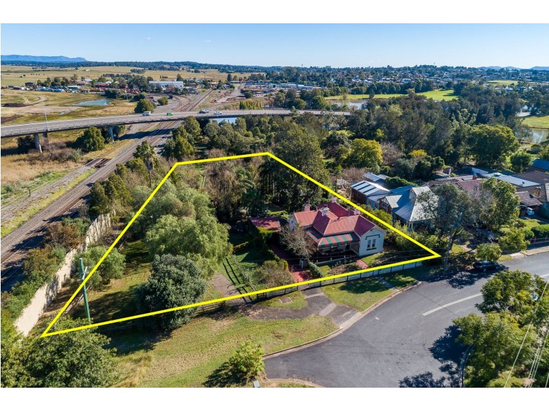 76 Regent Street, Maitland NSW 2320