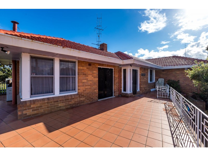 243 New England Highway, Rutherford NSW 2320