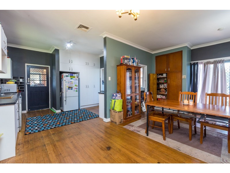 243 New England Highway, Rutherford NSW 2320
